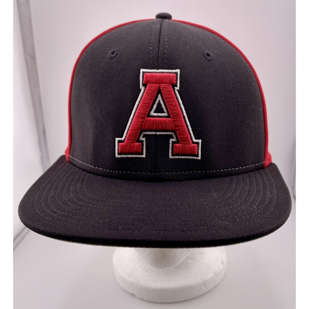 The Game Pro Gametek Baseball Hat Red/Black Red Letter A Size M